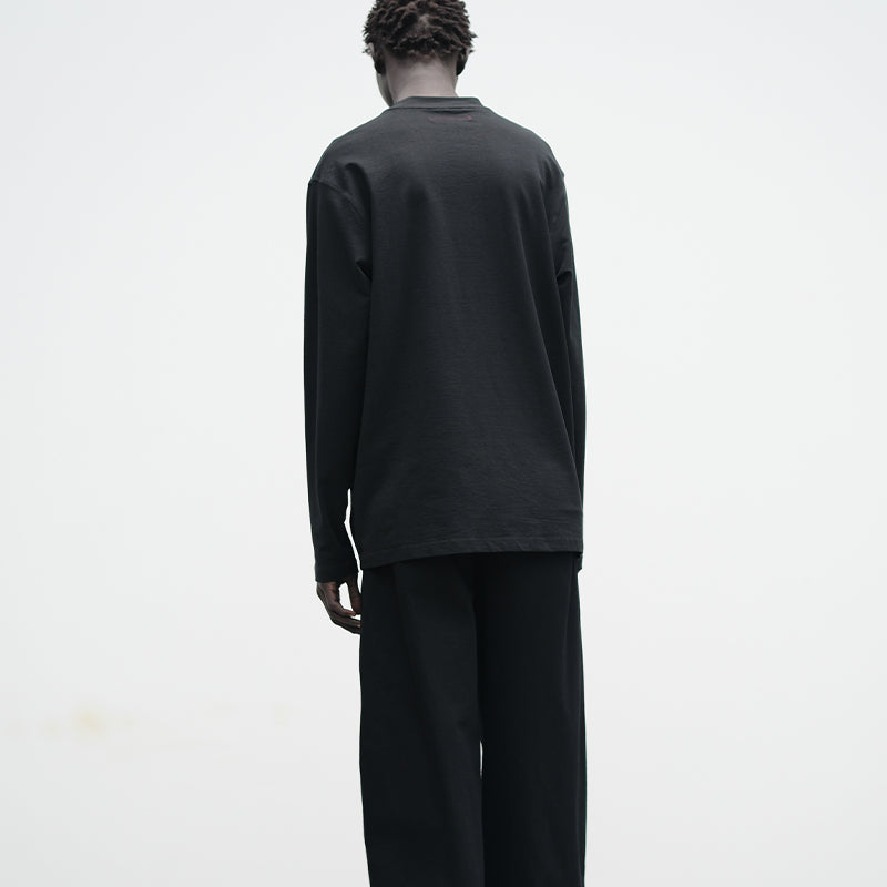 BASIC LONG-SLEEVE T-SHIRT
