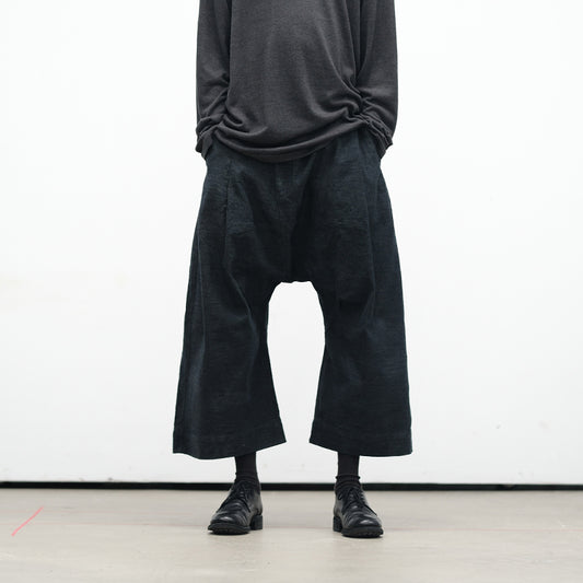 LOOSE DROP-CROTCH PANTS