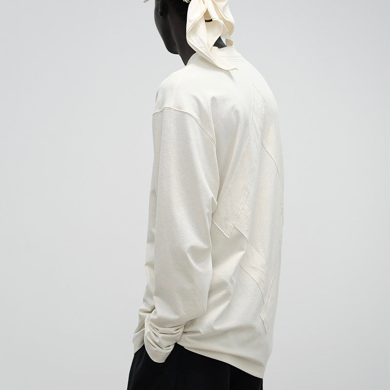 GRAPHIC LONG-SLEEVE T-SHIRT